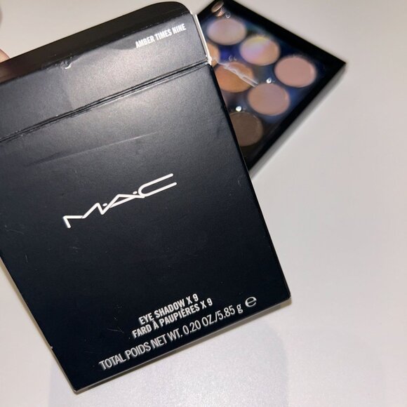 NWT MAC Eye Shadow X9 palette: Amber Times Nine RARE 5.85g, Brand New - Picture 7 of 8
